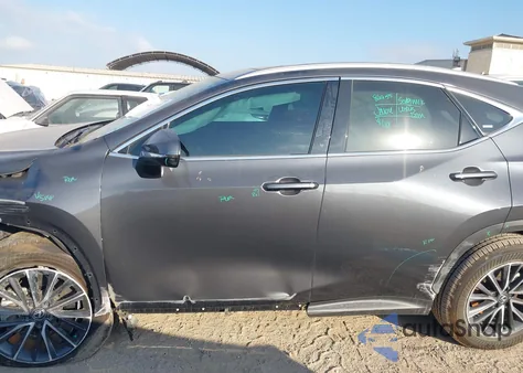 2025 Lexus Nx 250 from USA, damaged, VIN 2T2ADCAZ0SC024438